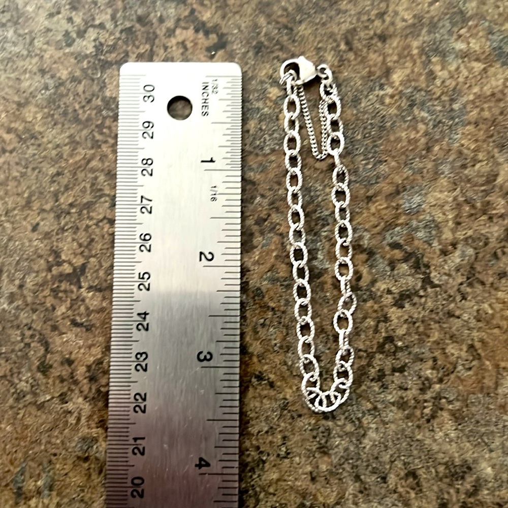 James Avery Sterling silver bracelet - Picture 3 of 3